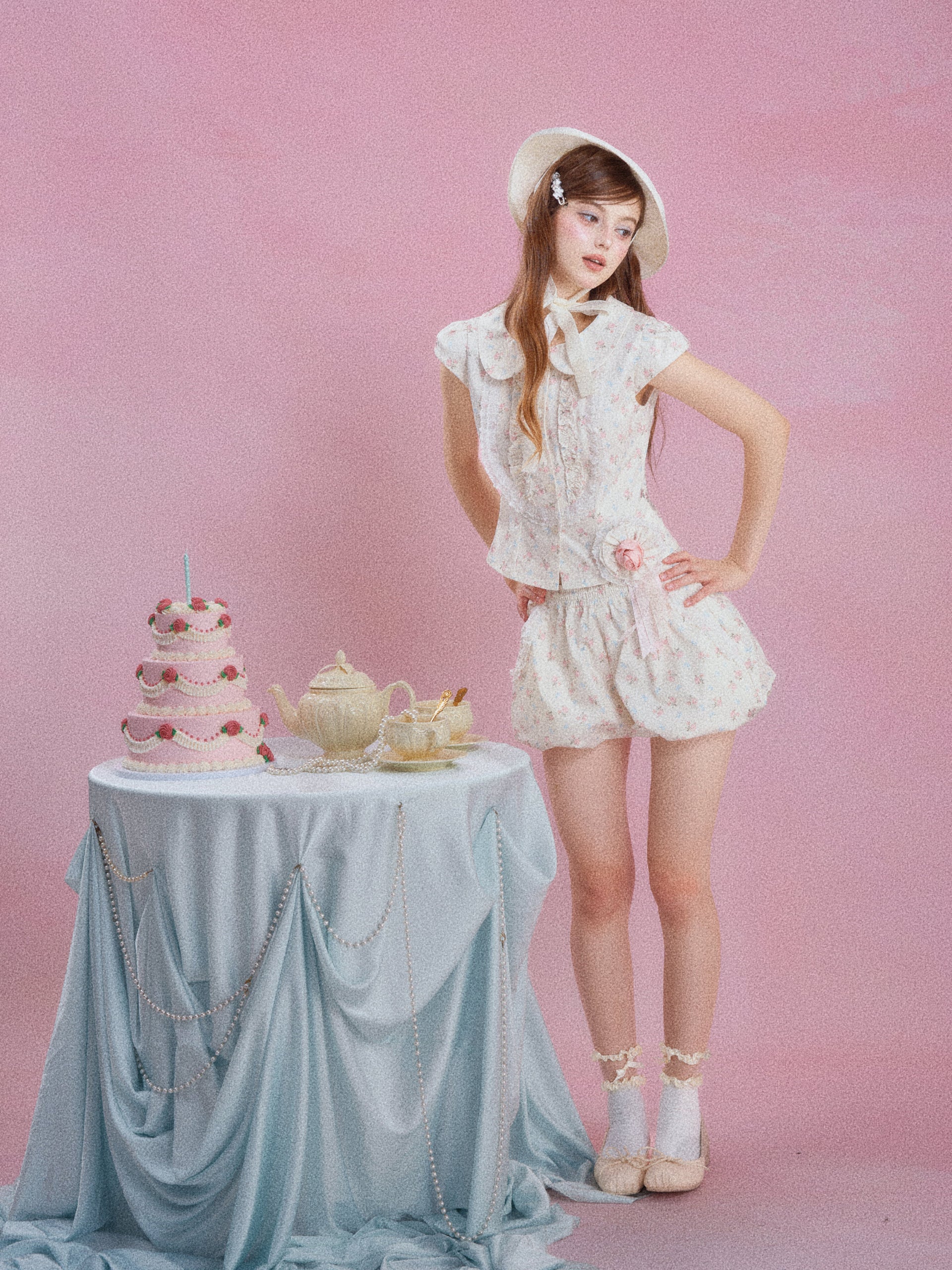 French Floral Ruffle Peter Pan Collar Top & Shorts Two-Piece Set